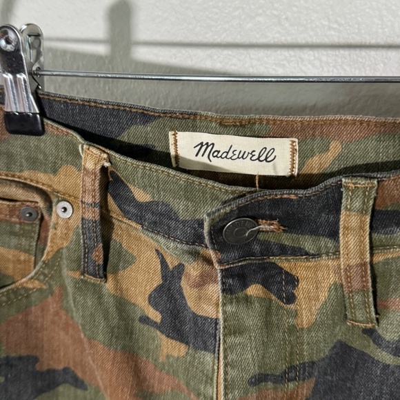 Madewell The High-Rise Slim Boyjean Camo Print Jeans Size 30 - Picture 4 of 8